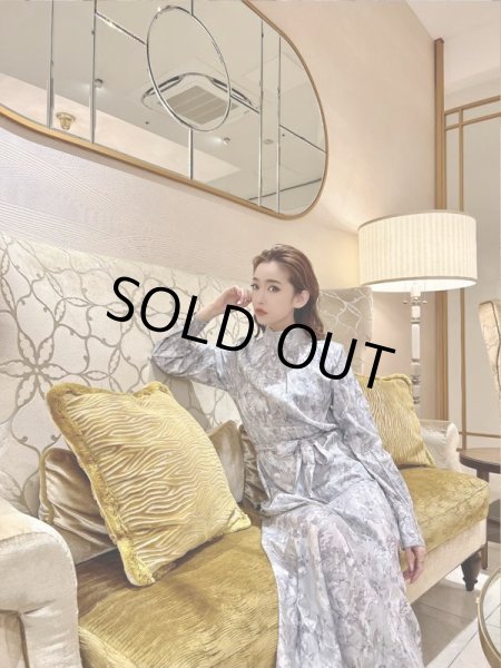 画像4: ハイネックグレーワンピース (4)