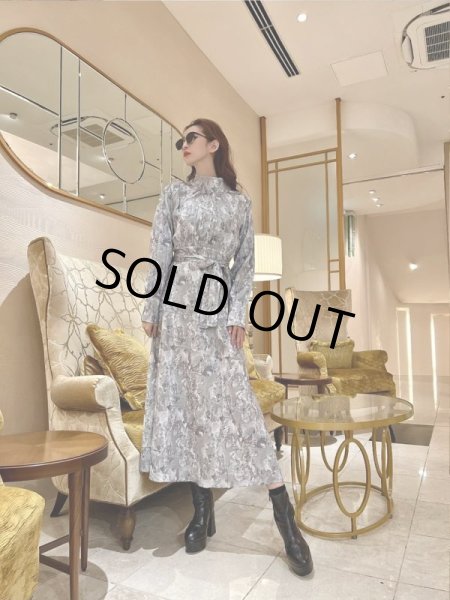 画像9: ハイネックグレーワンピース (9)