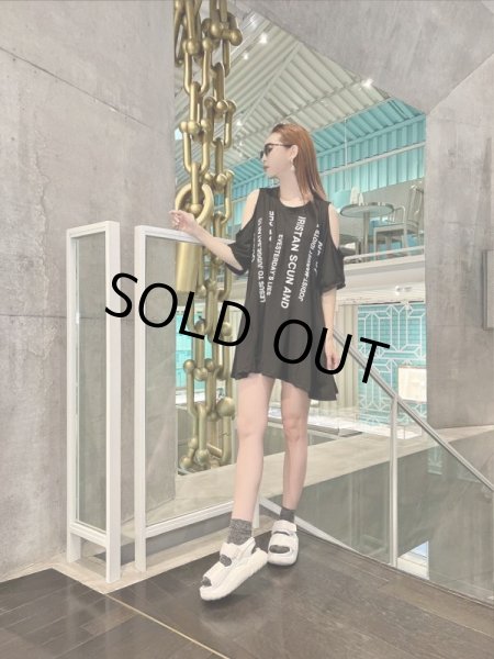 画像7: オープンショルダーTシャツワンピ (7)