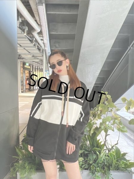 画像5: バックロゴフーディー (5)