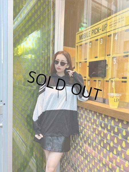 画像7: ラインデザインフーディー (7)