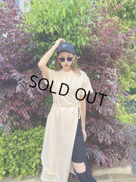 画像4: オープンデザインTシャツワンピ (4)