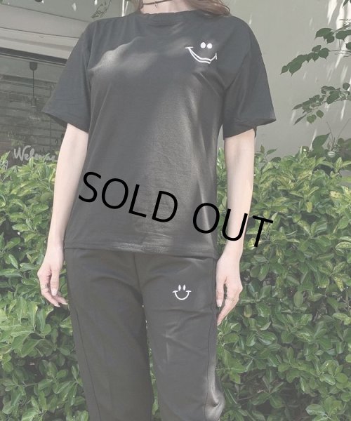 画像4: スマイル刺繍Tシャツ (4)