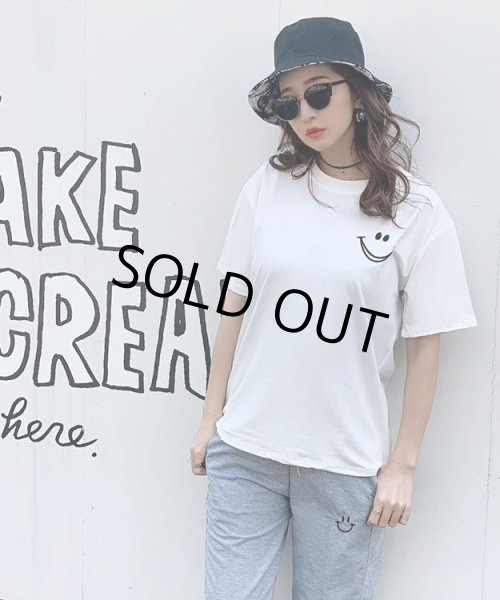 画像2: スマイル刺繍Tシャツ (2)