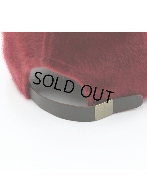 画像6: 革ベルト付きファーキャップ | レッド (6)