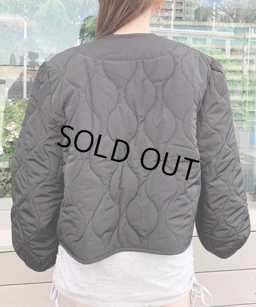 画像5: キルティングノーカラーブルゾン (5)